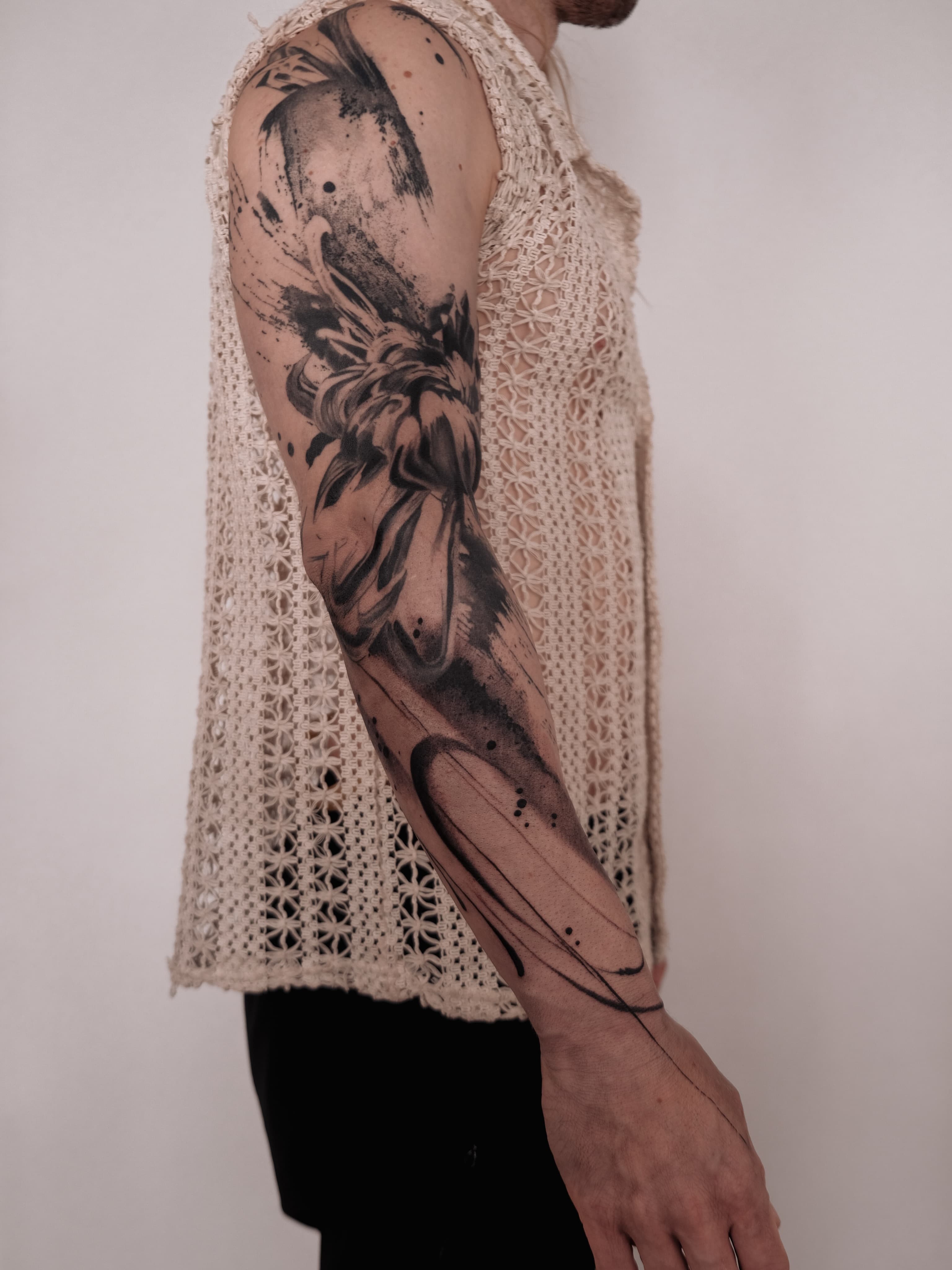 A light tattoo sleeve for Ronny.