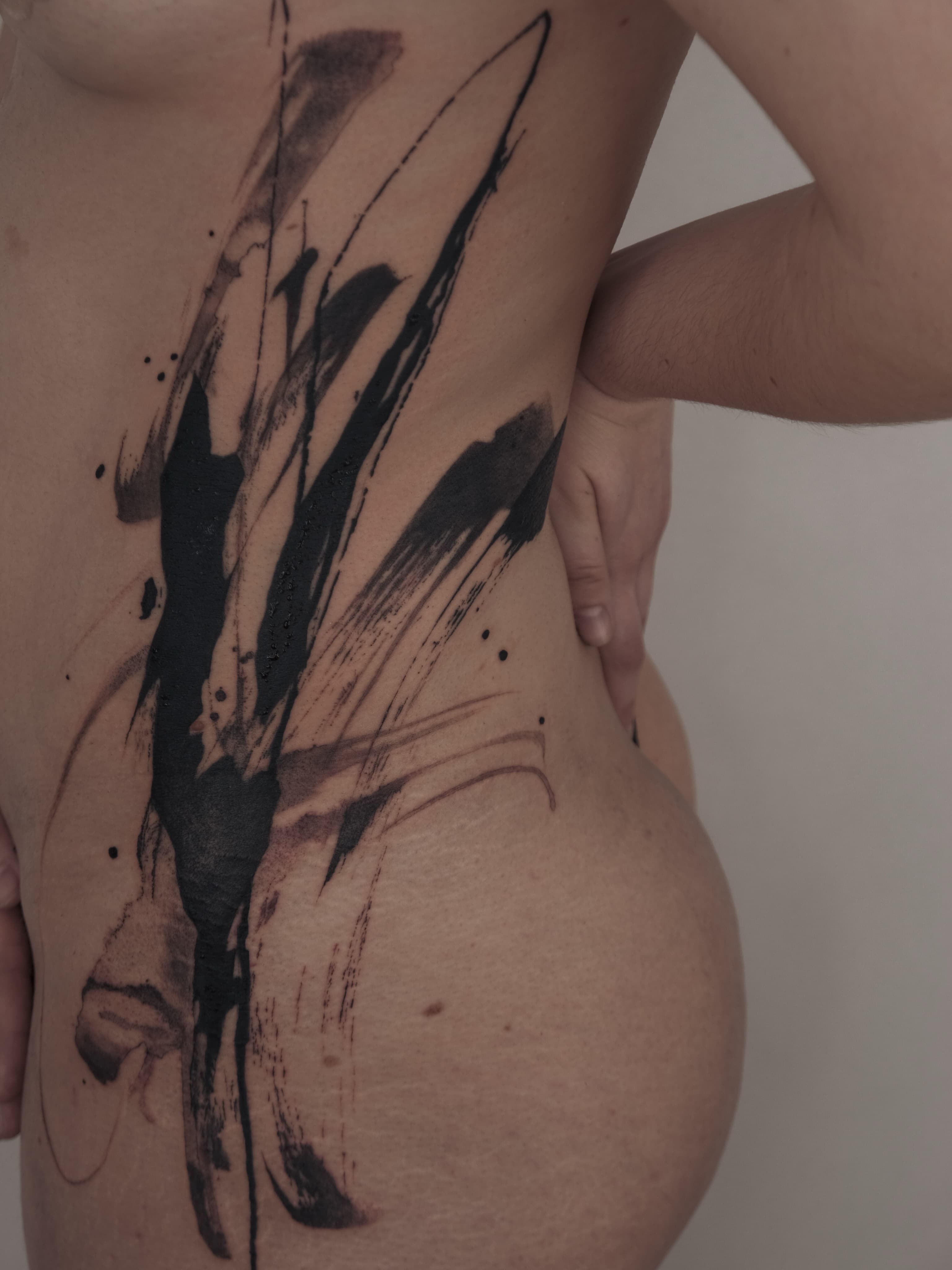 Stories that live between abstract lines.